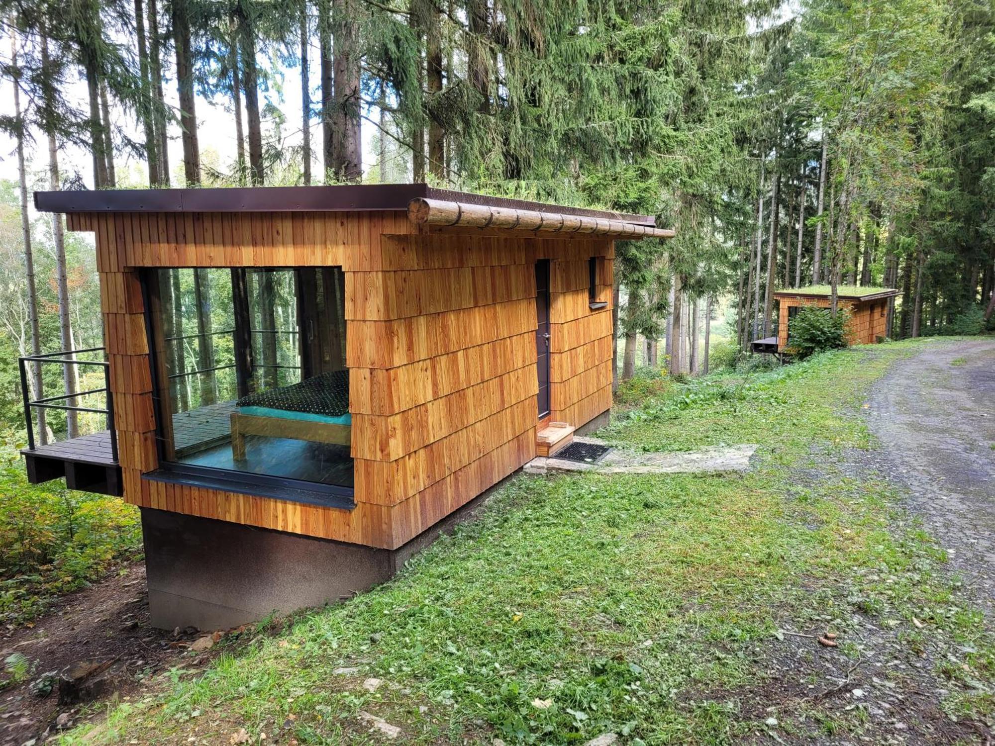Berry Hotell Klatovy Exteriör bild